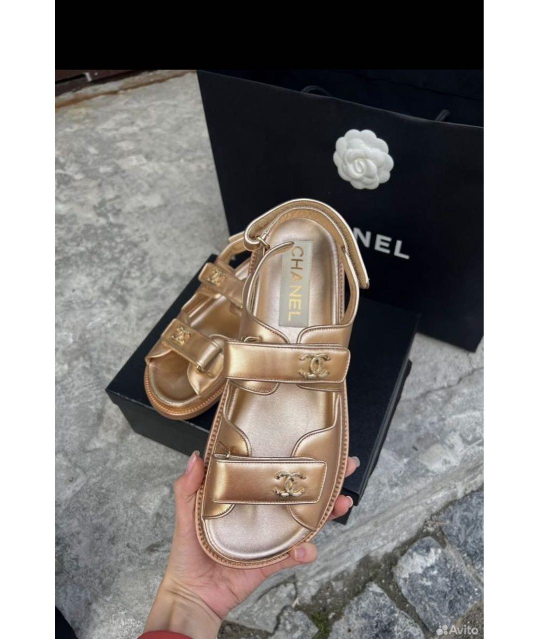 CHANEL Золотые кожаные сандалии, фото 6