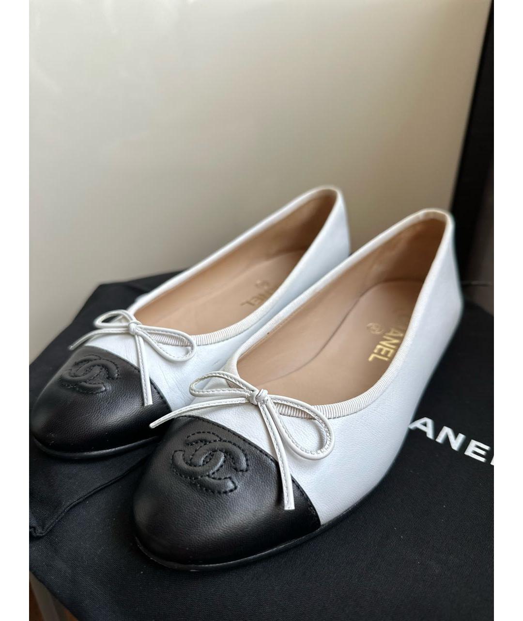 CHANEL Белые кожаные балетки, фото 6