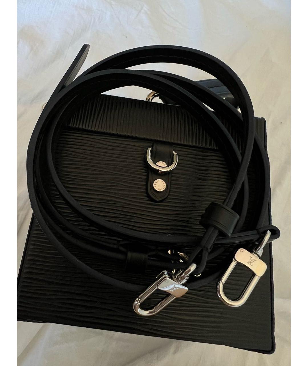 LOUIS VUITTON Черная кожаная сумка с короткими ручками, фото 4