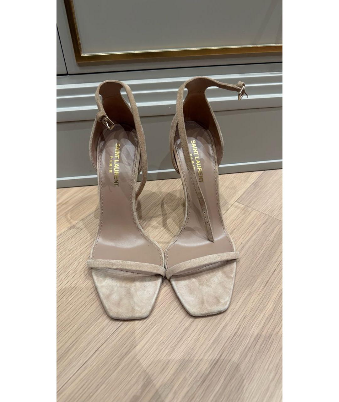 SAINT LAURENT Бежевые замшевые босоножки, фото 2