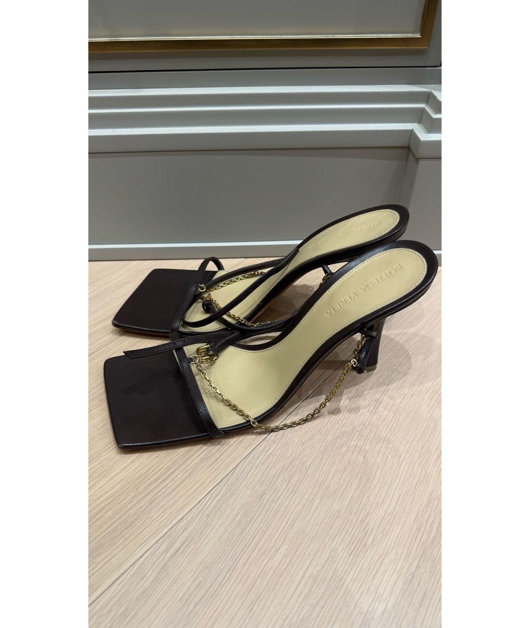 BOTTEGA VENETA Коричневые кожаные босоножки, фото 3