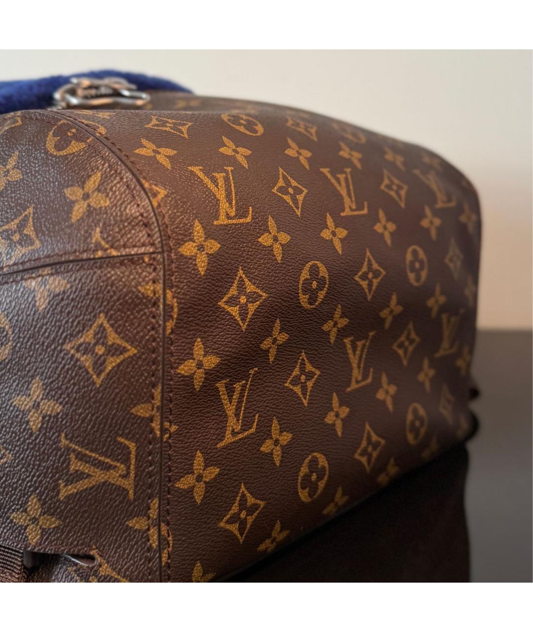LOUIS VUITTON Темно-синий меховой рюкзак, фото 6