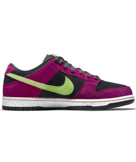 NIKE Кроссовки