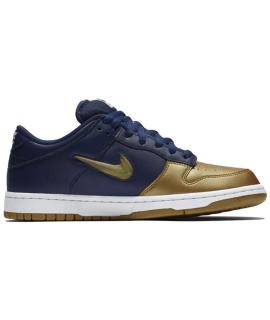 NIKE Кроссовки