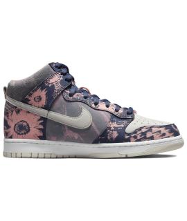 NIKE Кроссовки