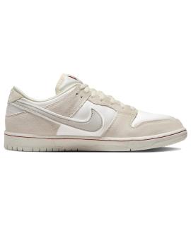 NIKE Кроссовки