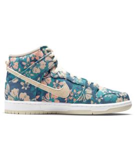 NIKE Кроссовки