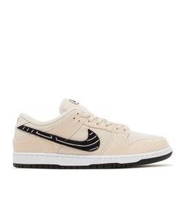 NIKE Кроссовки