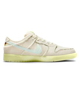 NIKE Кроссовки