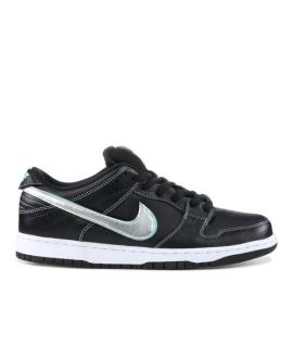 NIKE Кроссовки