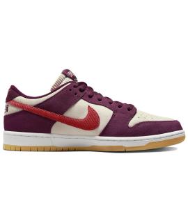 NIKE Кроссовки