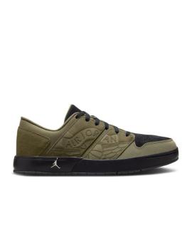 JORDAN Низкие кроссовки / кеды