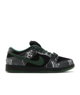 NIKE Кроссовки