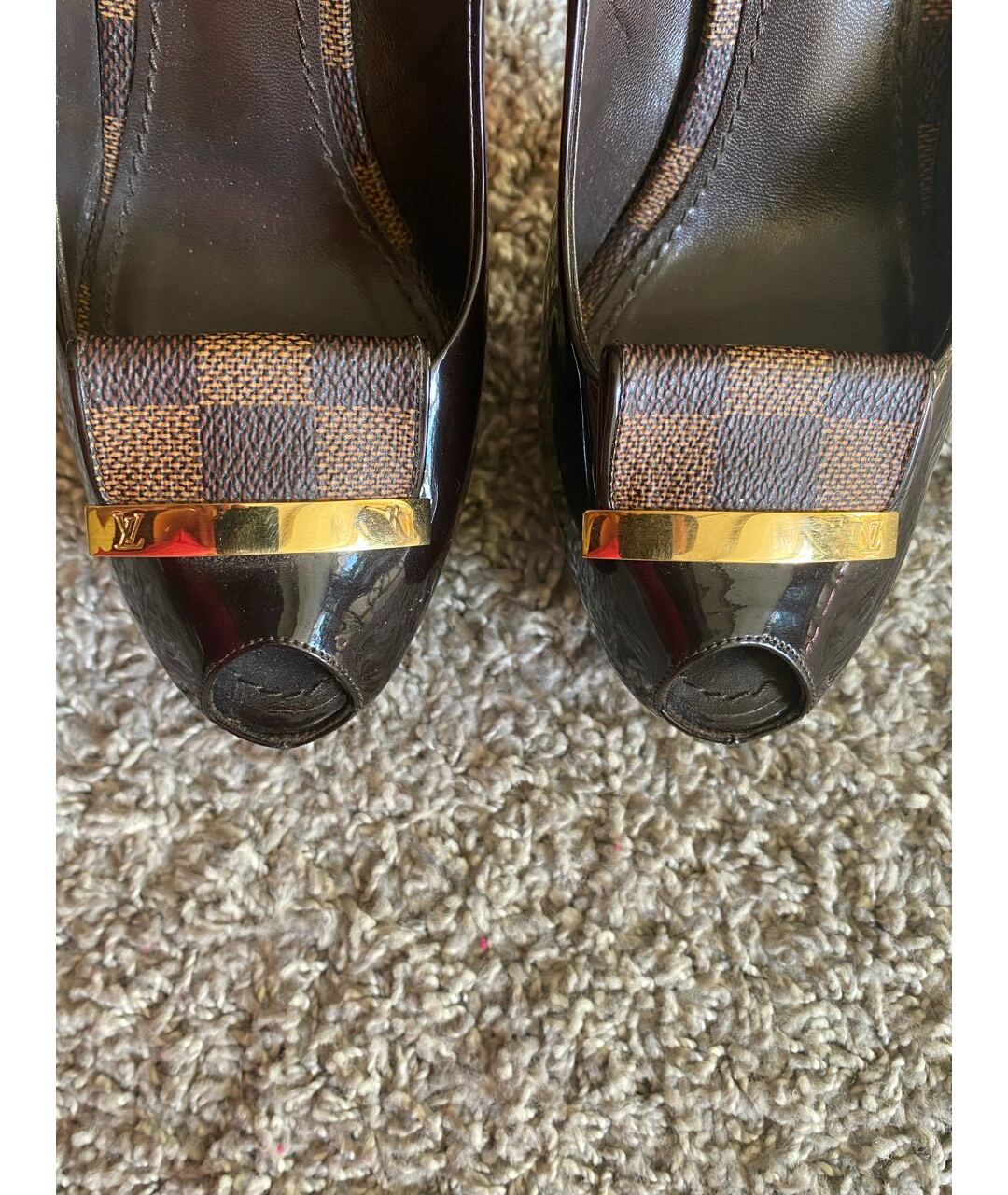 LOUIS VUITTON PRE-OWNED Коричневые туфли из лакированной кожи, фото 6