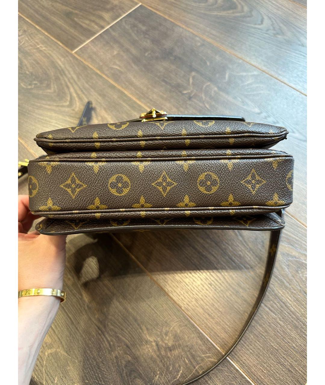 LOUIS VUITTON Коричневая сумка через плечо, фото 5
