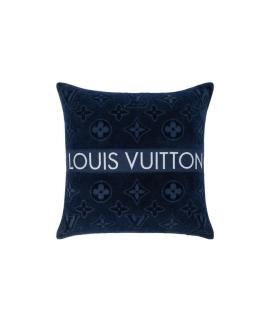 LOUIS VUITTON Подушка и одеяло