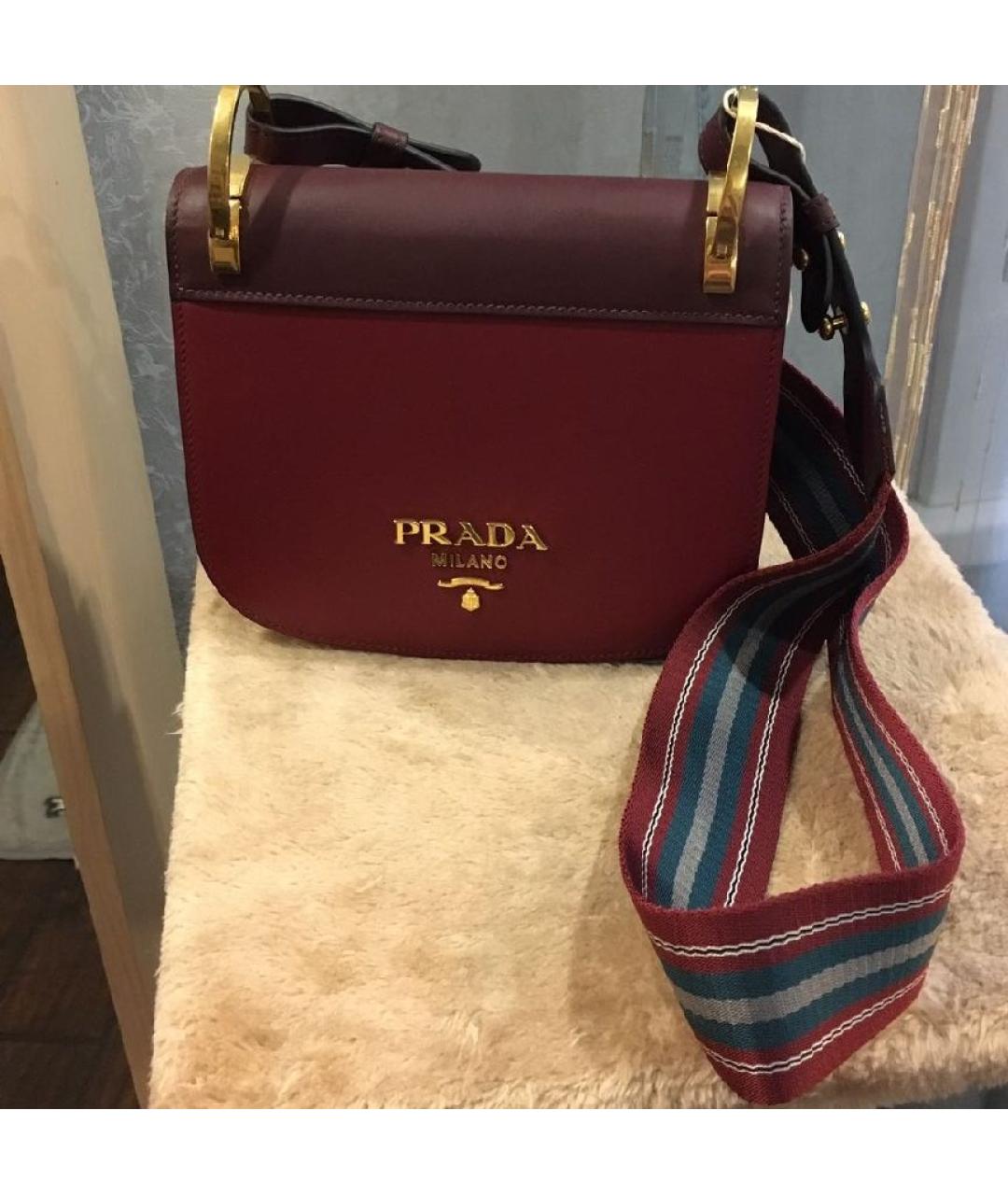PRADA Бордовая кожаная сумка через плечо, фото 3