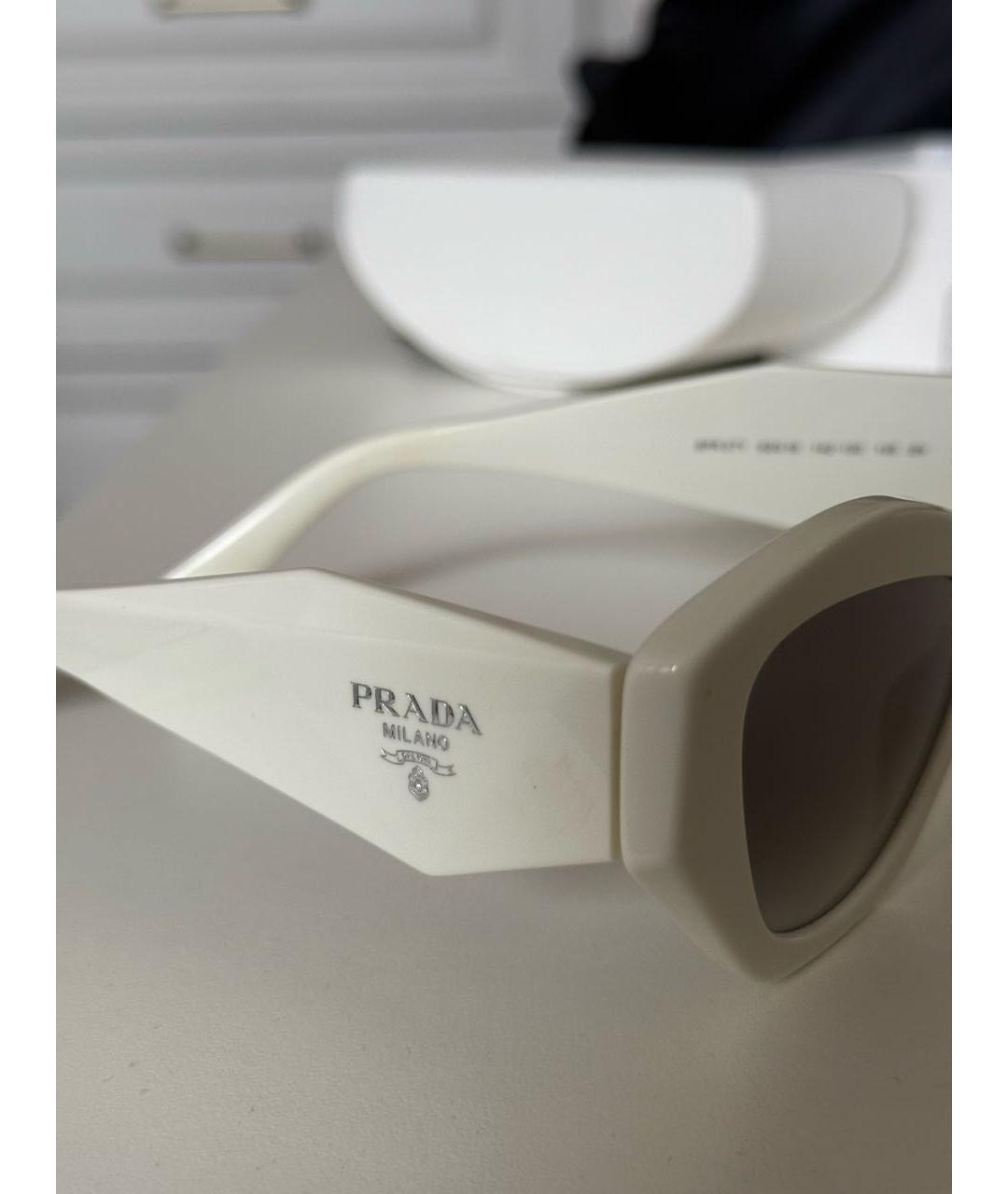 PRADA Белые пластиковые солнцезащитные очки, фото 3