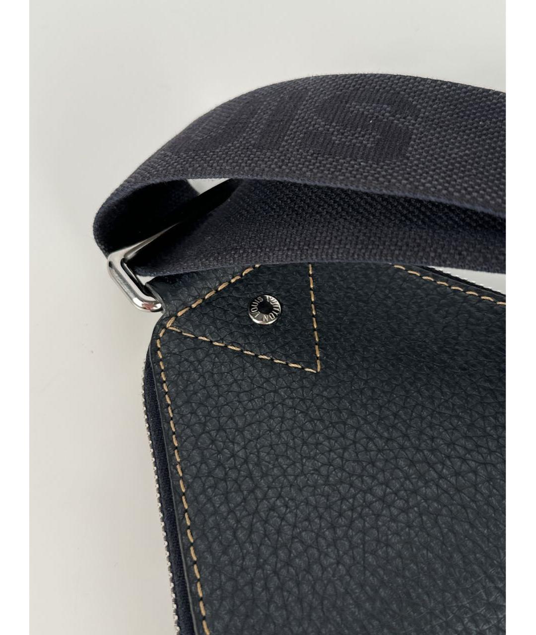 LOUIS VUITTON Черная кожаная сумка на плечо, фото 4