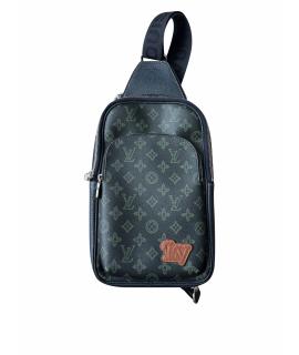 LOUIS VUITTON Сумка на плечо