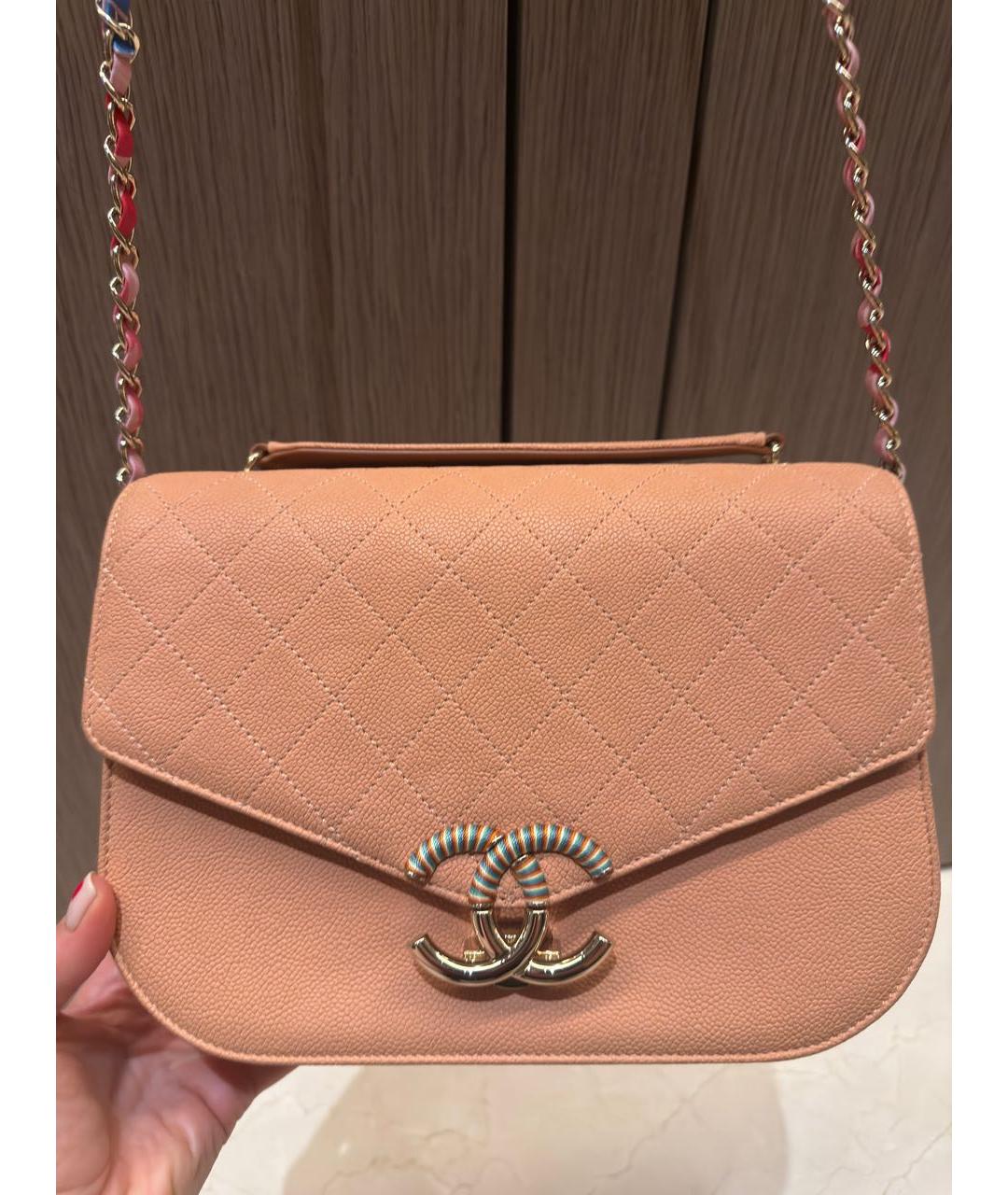 CHANEL Коралловая кожаная сумка через плечо, фото 7