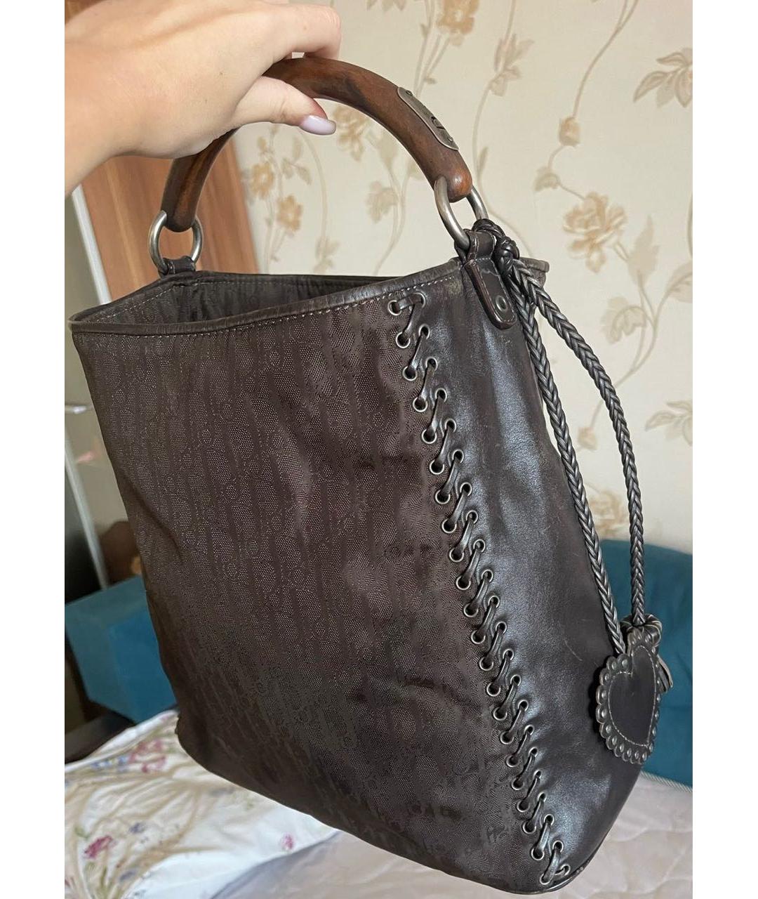 CHRISTIAN DIOR Коричневая кожаная сумка с короткими ручками, фото 2