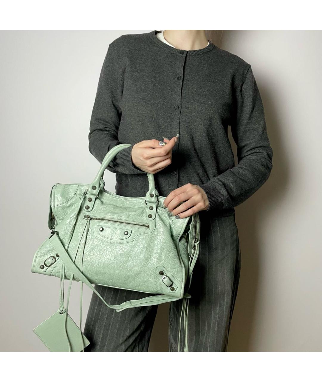 BALENCIAGA Кожаная сумка с короткими ручками, фото 8