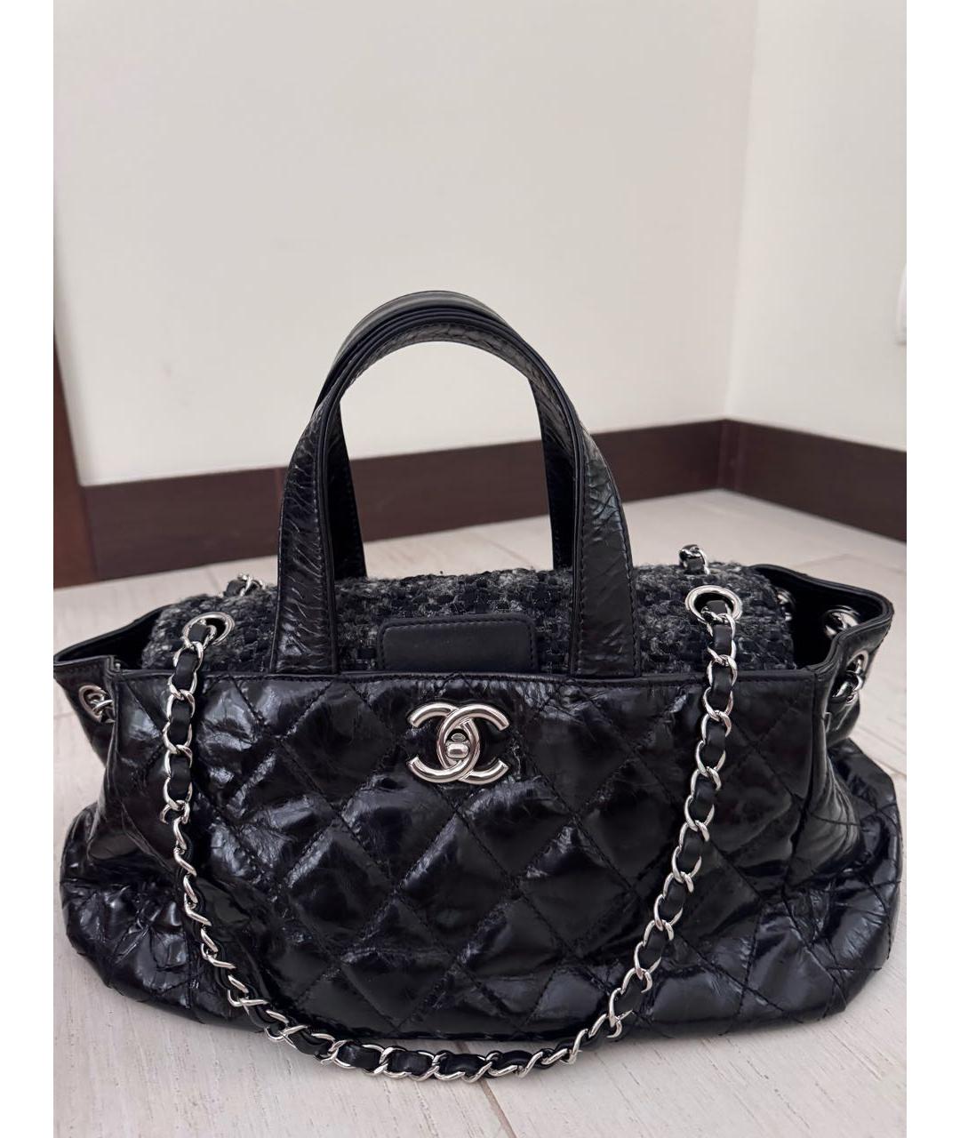 CHANEL Черная кожаная сумка с короткими ручками, фото 2