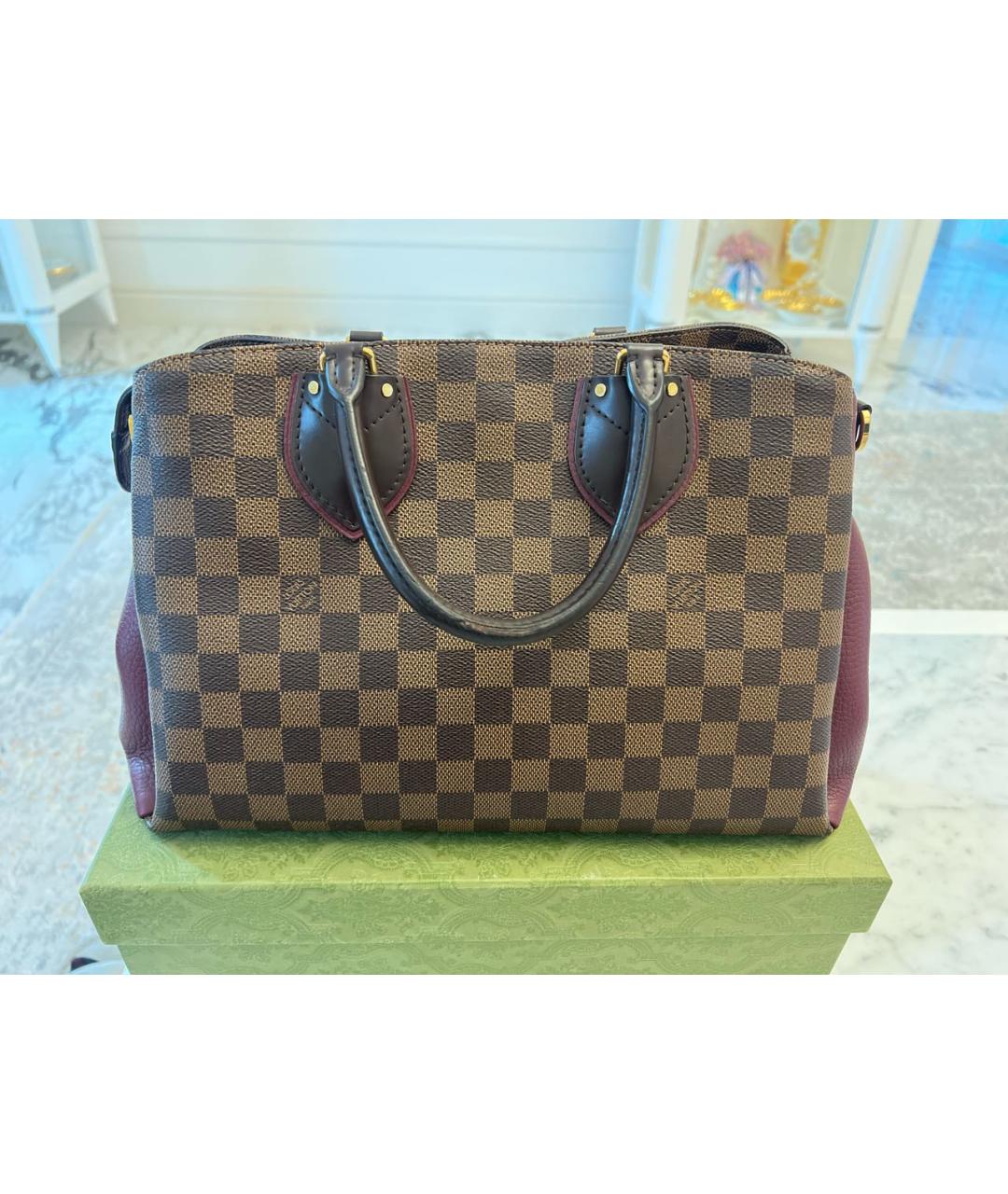 LOUIS VUITTON Коричневая кожаная сумка с короткими ручками, фото 4