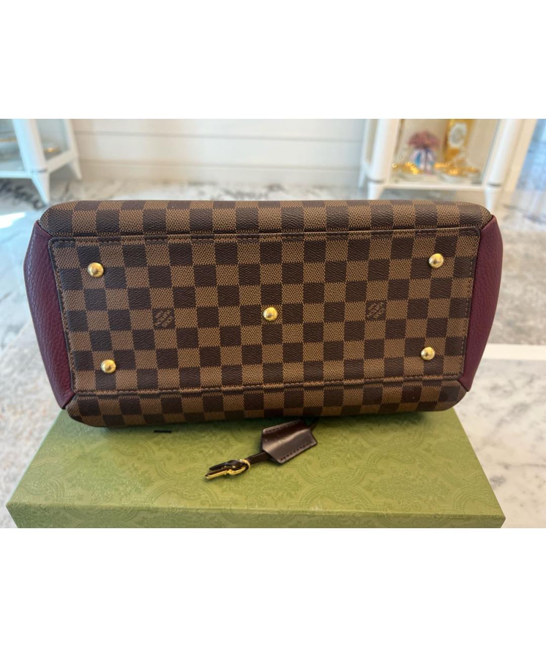LOUIS VUITTON Коричневая кожаная сумка с короткими ручками, фото 6