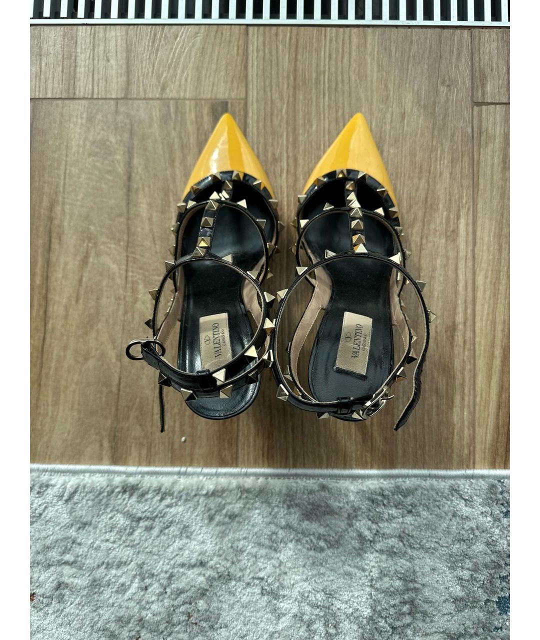 VALENTINO Желтые туфли из лакированной кожи, фото 3