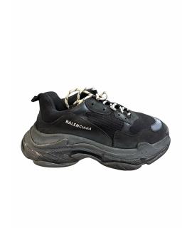 BALENCIAGA Низкие кроссовки / кеды