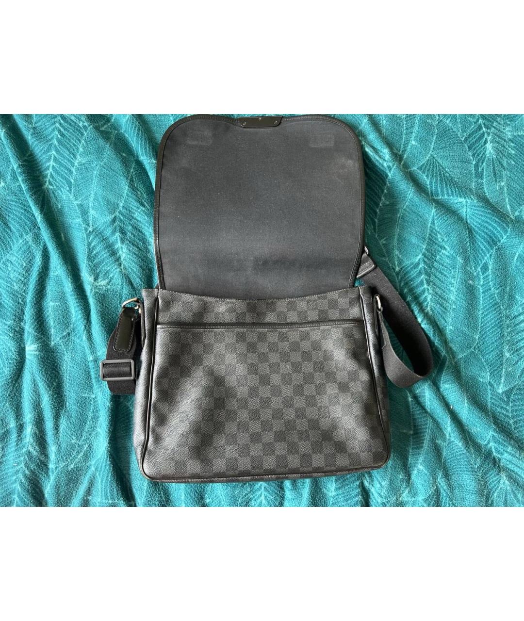 LOUIS VUITTON Серая кожаная сумка на плечо, фото 3