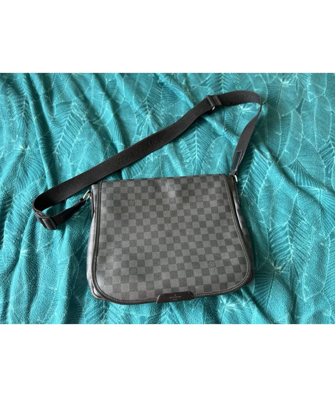 LOUIS VUITTON Серая кожаная сумка на плечо, фото 8