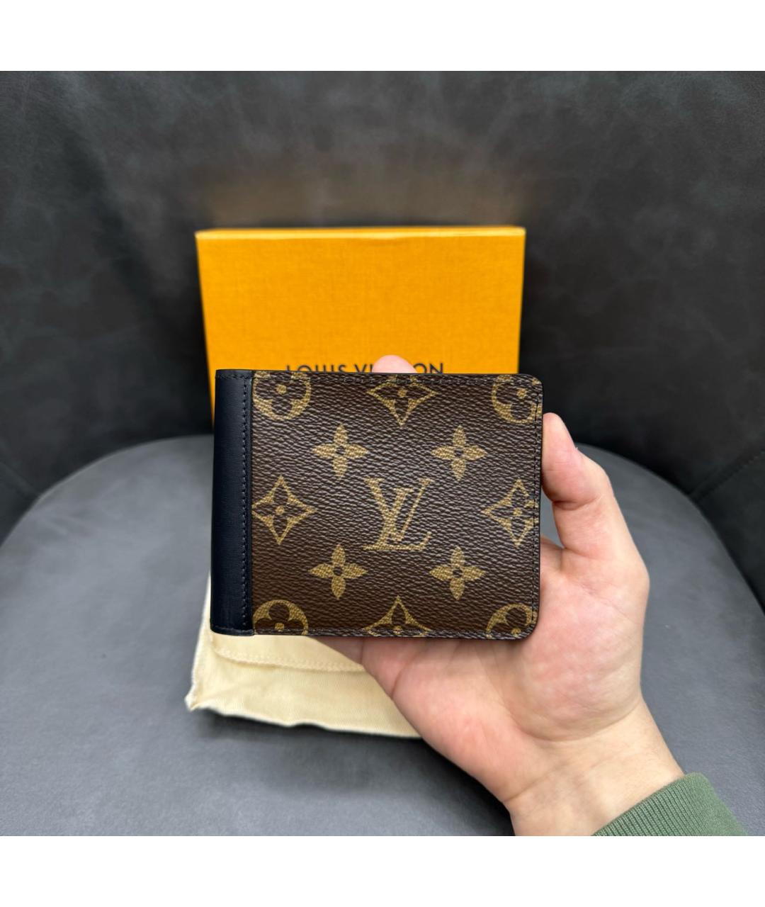 LOUIS VUITTON Коричневый кошелек, фото 5