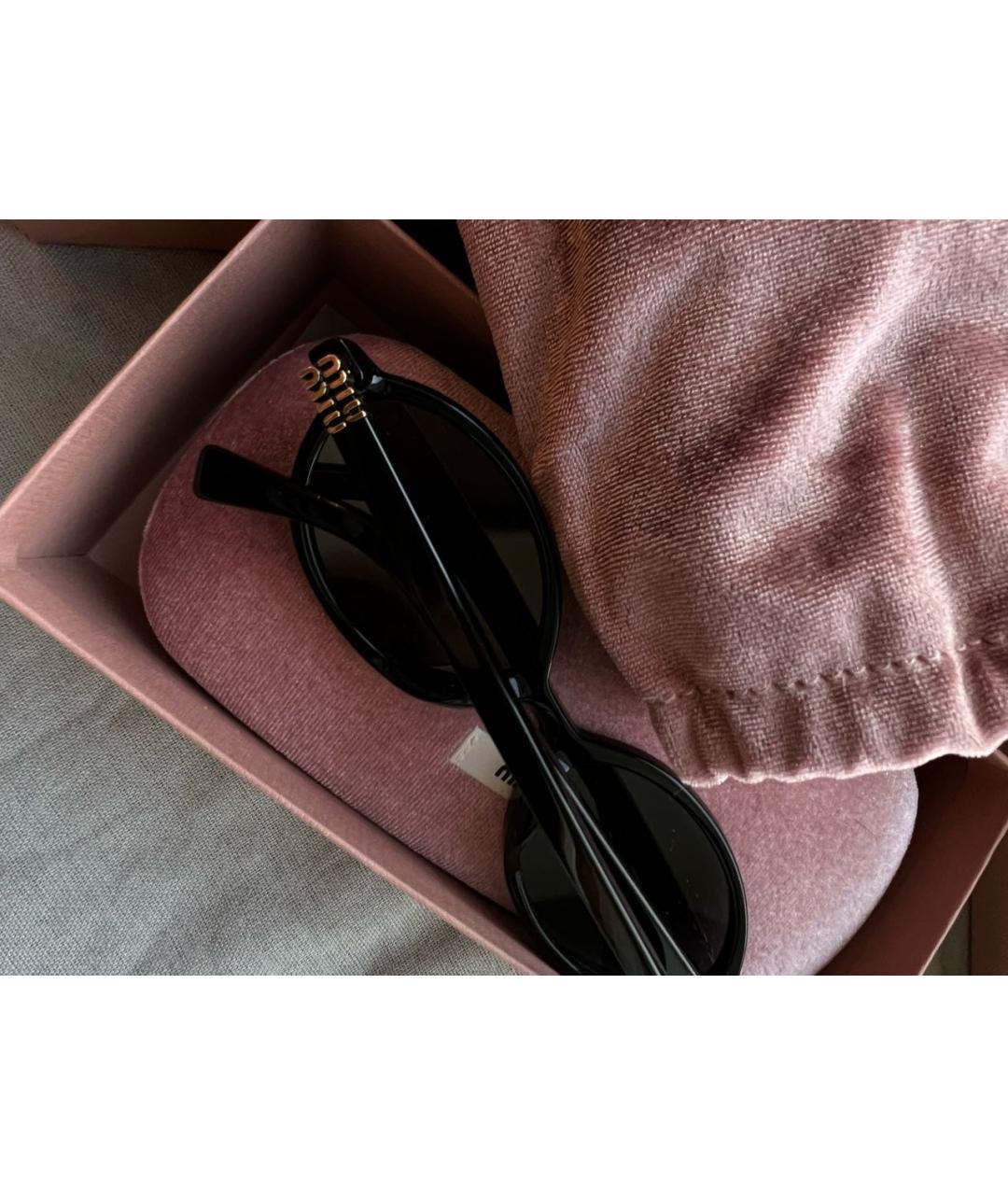 MIU MIU Черные пластиковые солнцезащитные очки, фото 5