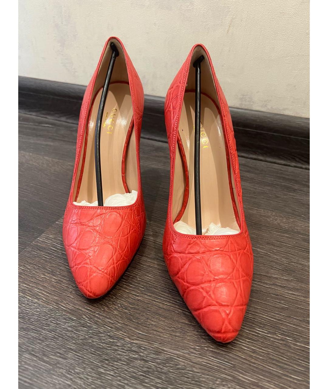 GUCCI Красные туфли из экзотической кожи, фото 2