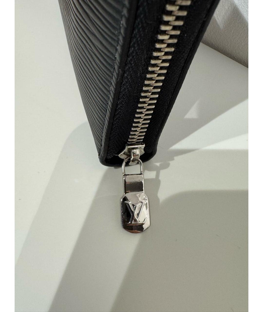 LOUIS VUITTON Черный кожаный кошелек, фото 4