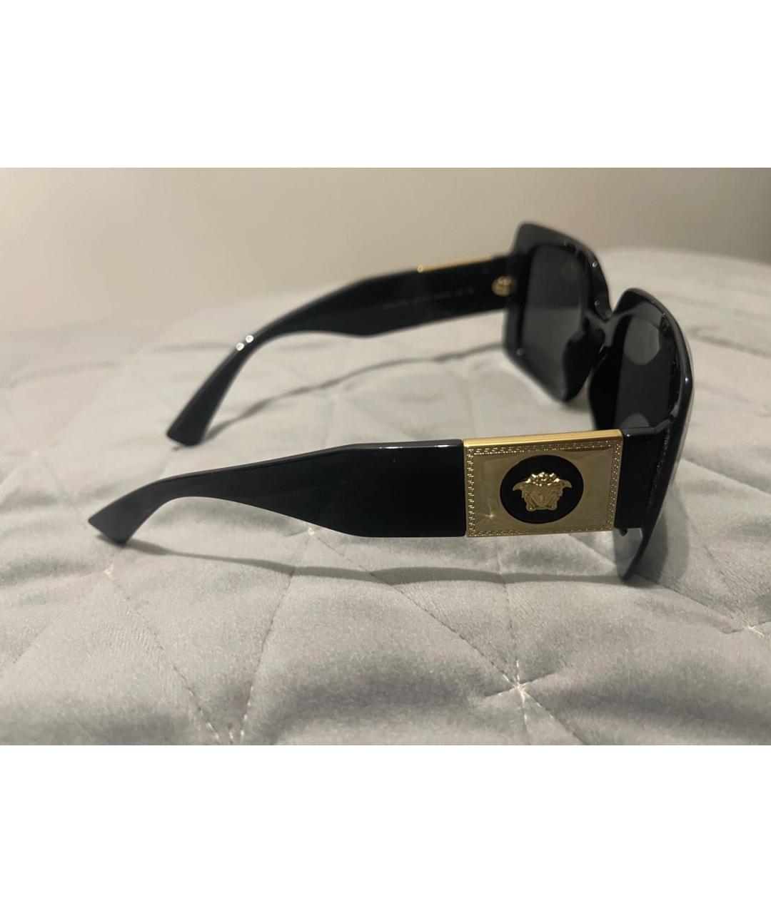 VERSACE Черные пластиковые солнцезащитные очки, фото 2