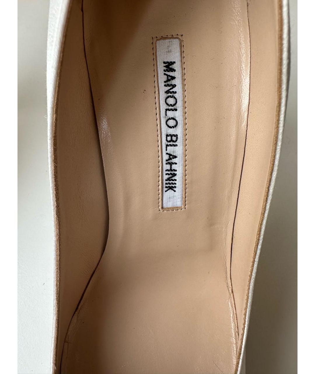 MANOLO BLAHNIK Белые текстильные туфли, фото 6