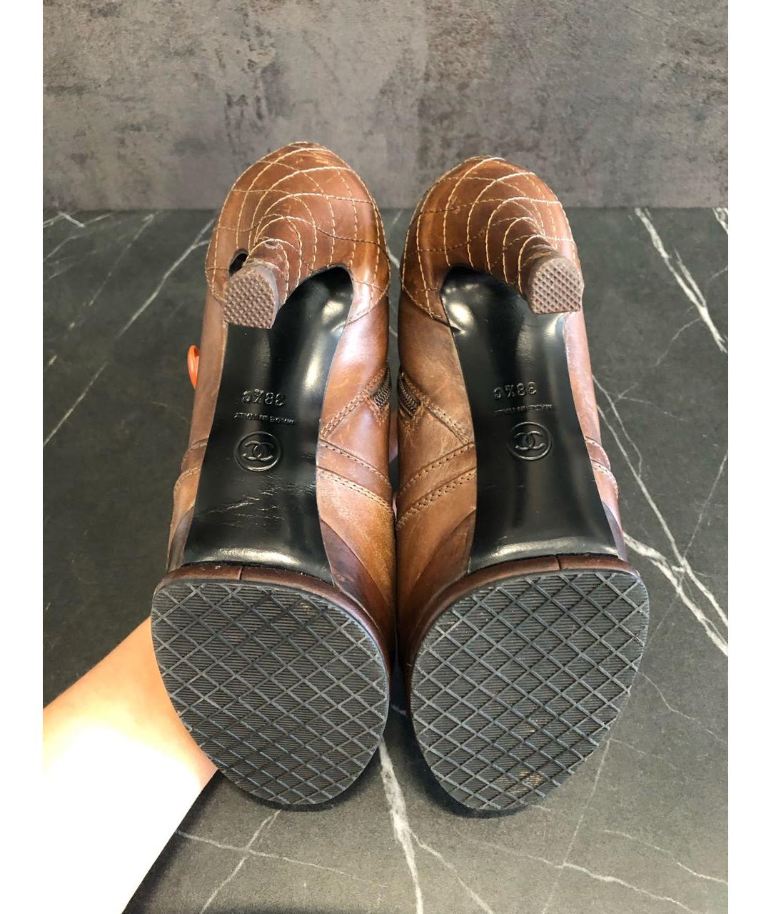 CHANEL Хаки кожаные ботильоны, фото 8