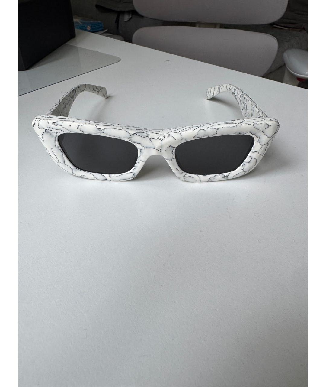 PRADA Белые пластиковые солнцезащитные очки, фото 6