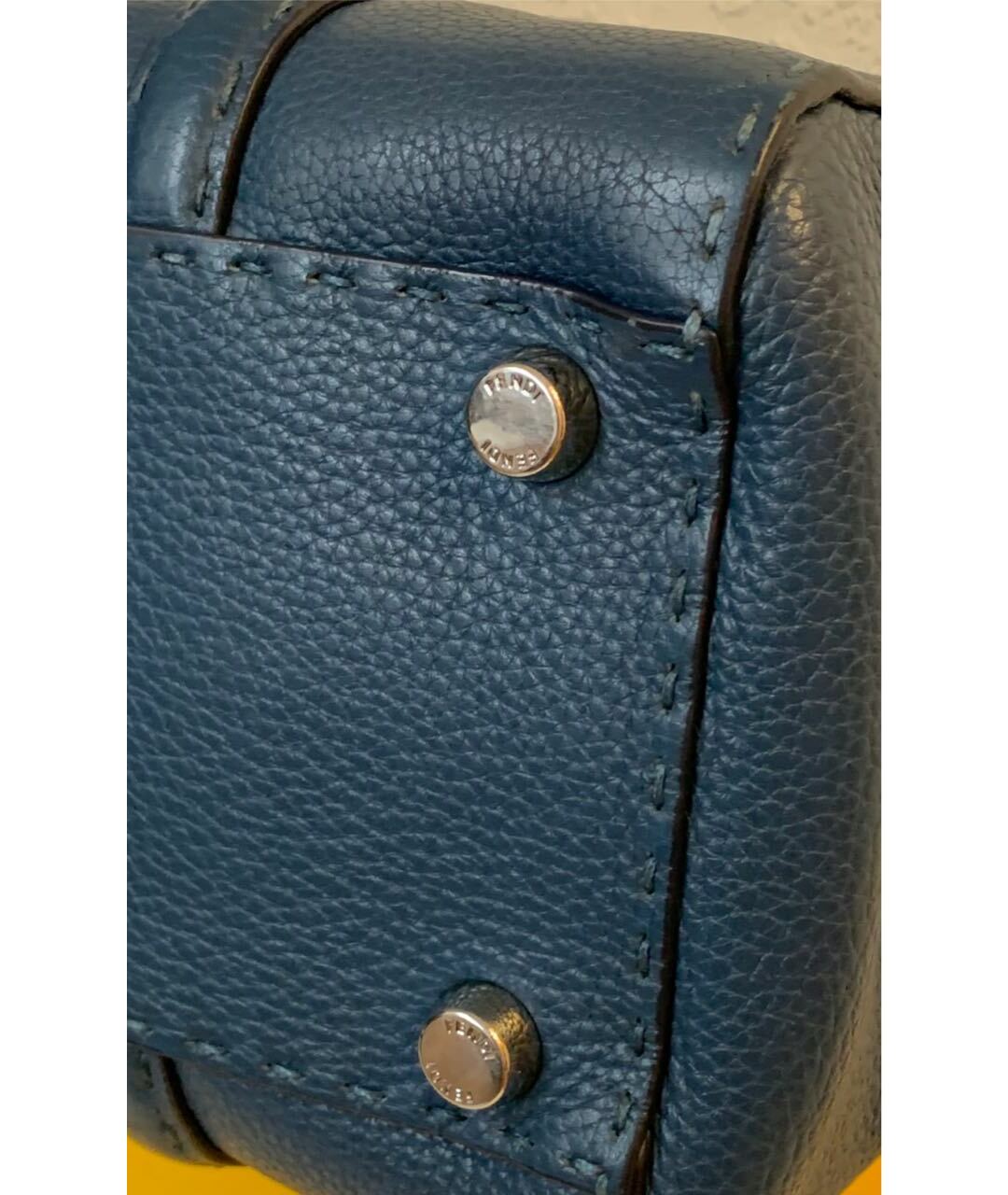 FENDI Синяя кожаная сумка с короткими ручками, фото 6