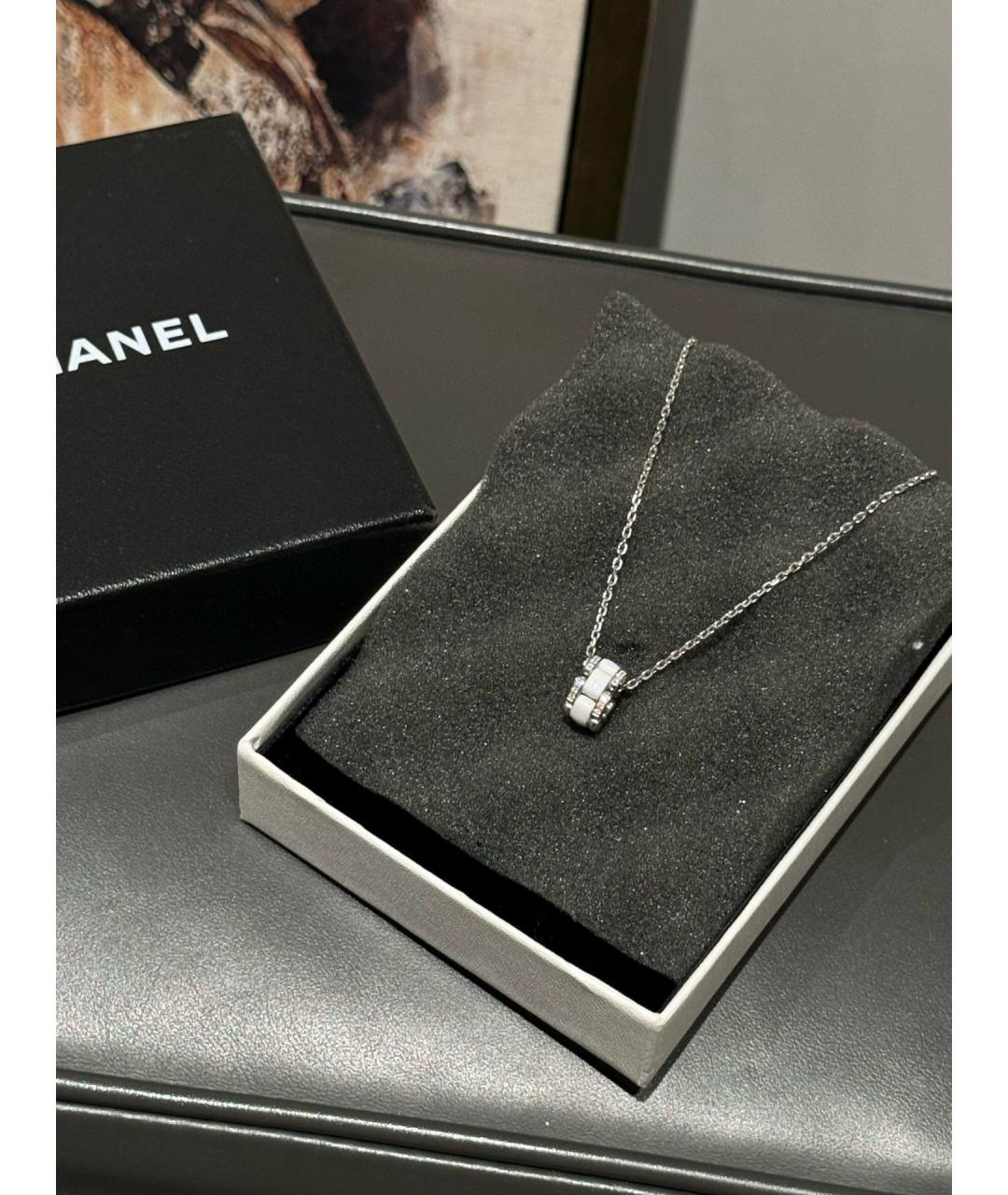CHANEL Белая подвеска из белого золота, фото 2