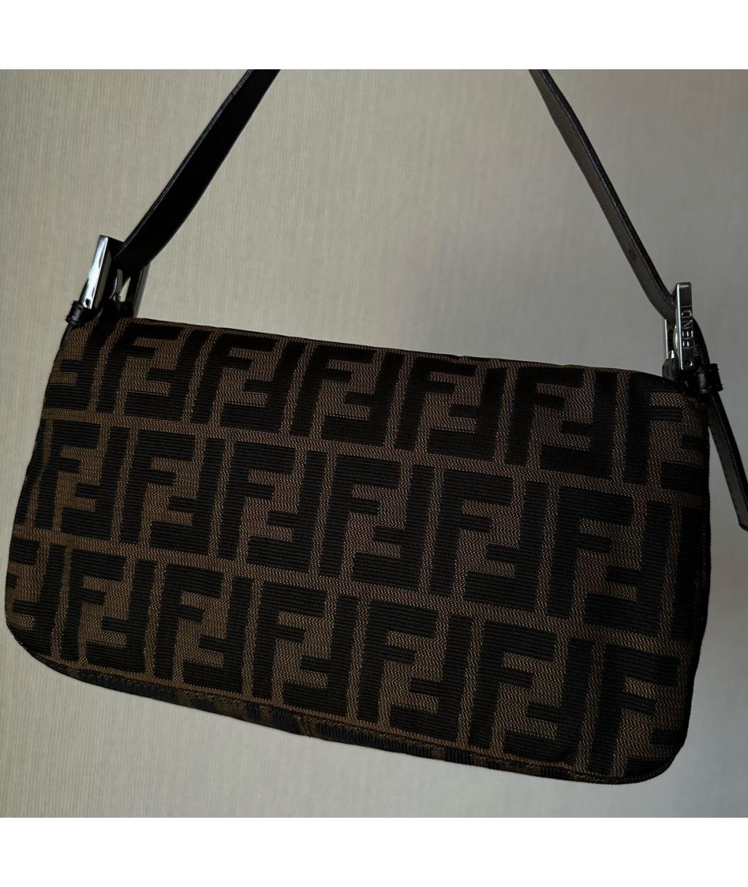 FENDI Коричневая тканевая сумка с короткими ручками, фото 3