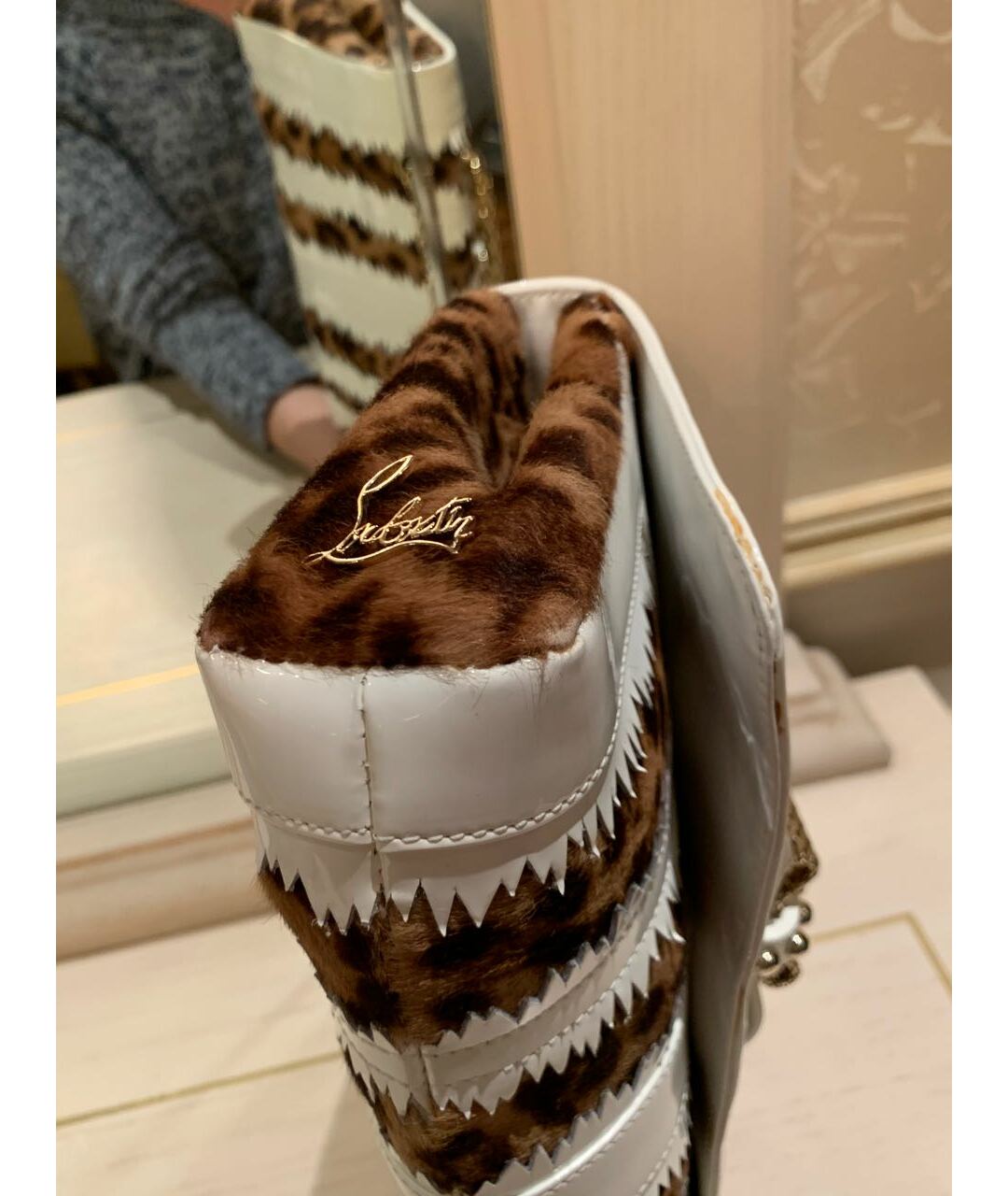 CHRISTIAN LOUBOUTIN Сумка тоут из лакированной кожи, фото 7