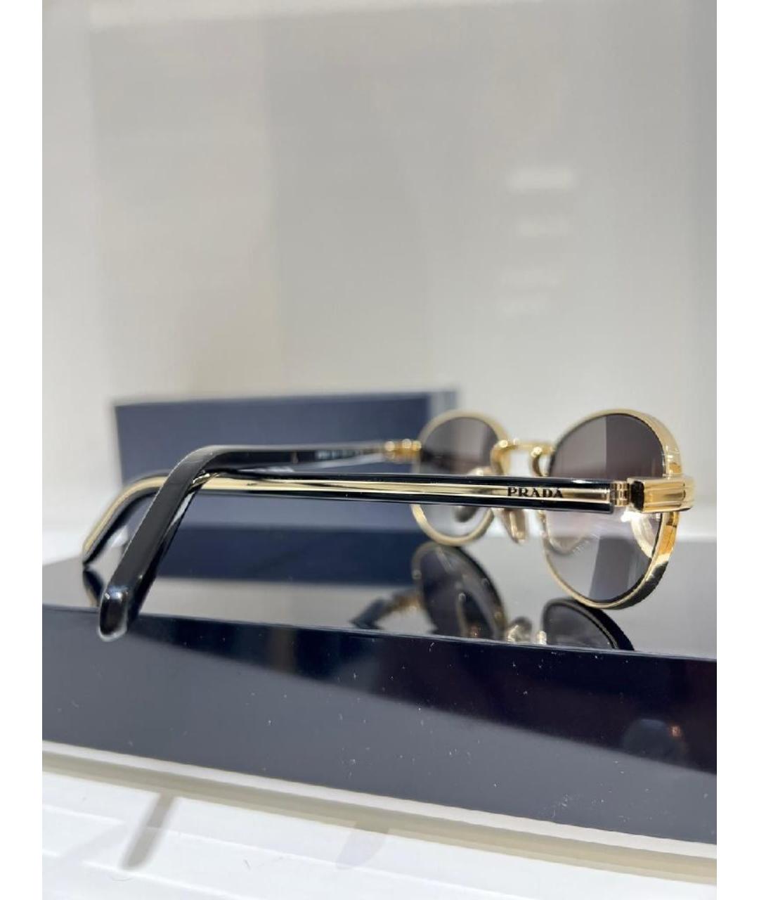 PRADA Золотые солнцезащитные очки, фото 2