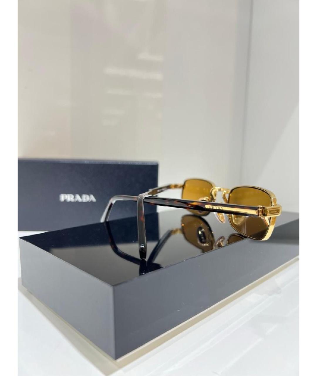 PRADA Золотые солнцезащитные очки, фото 2