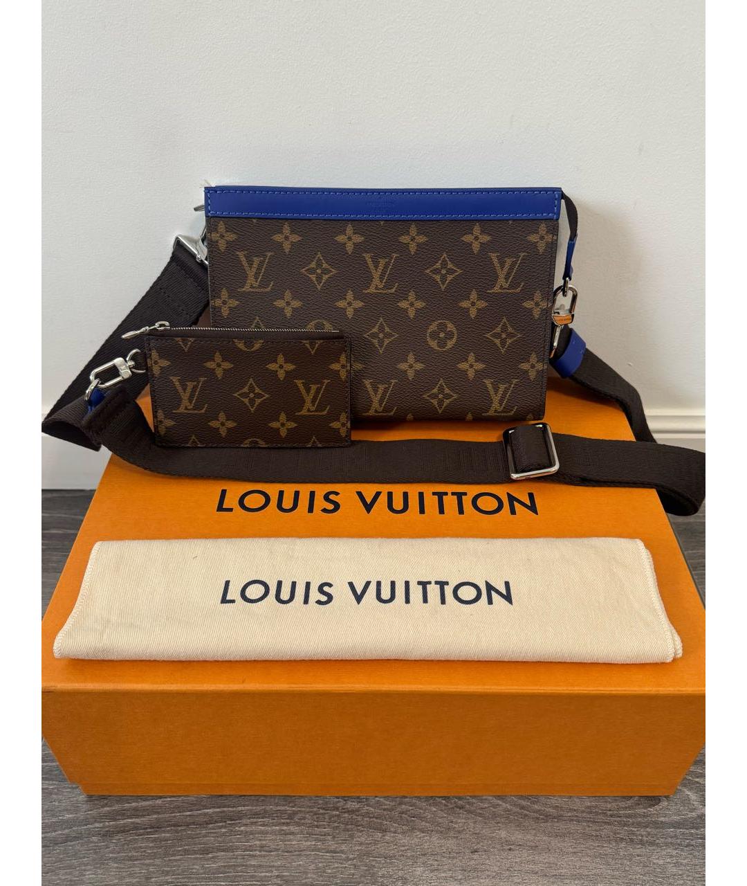 LOUIS VUITTON Коричневая сумка на плечо, фото 9