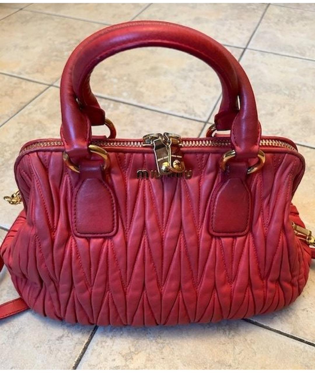 MIU MIU Бордовая кожаная сумка с короткими ручками, фото 4